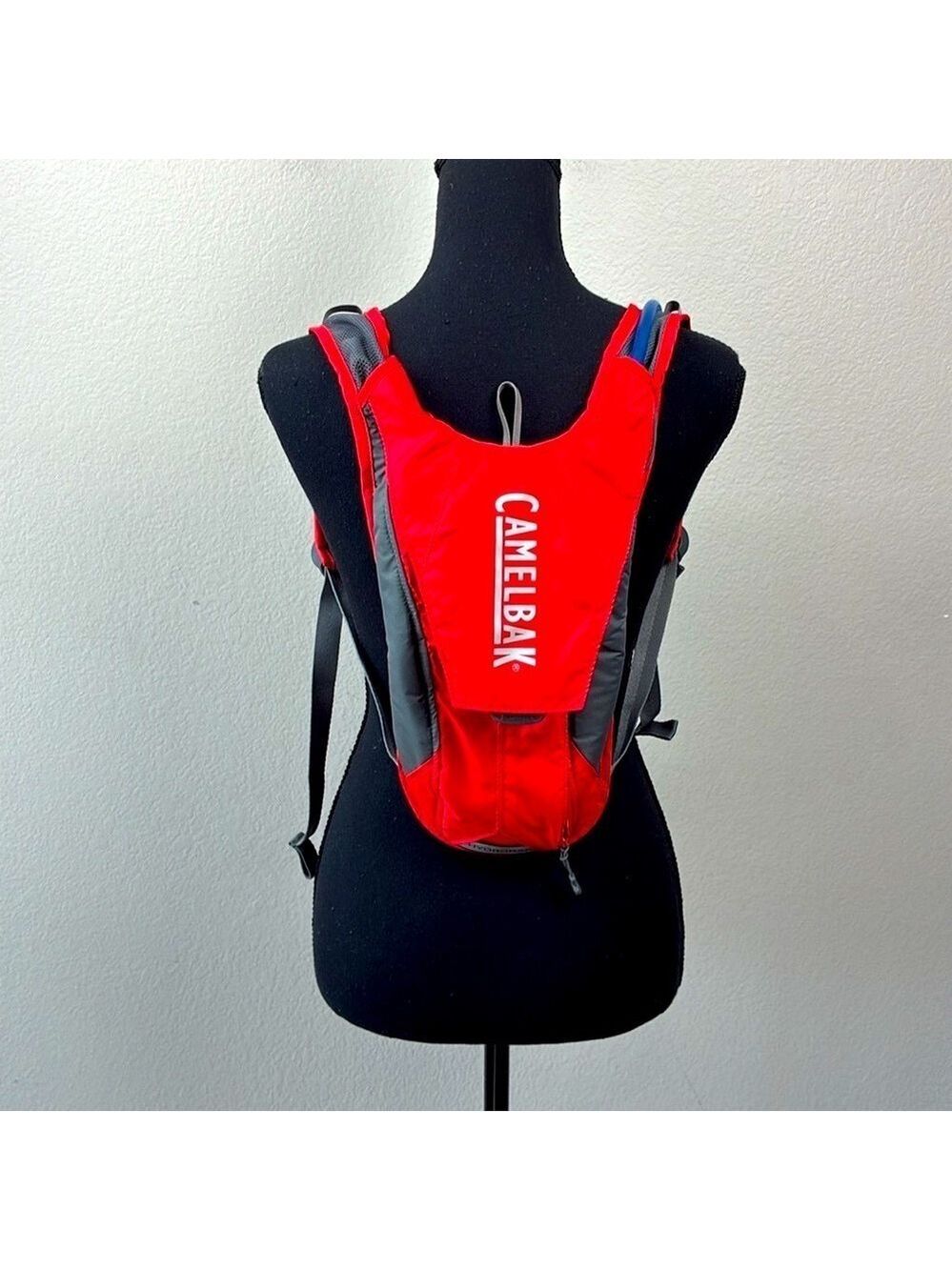 CamelBak Classic Hydration Pack Backpack Outdoor Hiking 2L